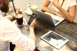 Internet in vacanza con il Wi-Fi condiviso di Vodafone e Fastweb Internet in vacanza con il Wi-Fi condiviso di Vodafone e Fastweb