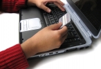 Shopping online: gli italiani lo fanno meglio Shopping online: gli italiani lo fanno meglio