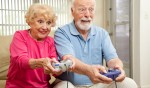 Gli italiani conquistati da Internet: online quasi 3 ore al giorno Gli italiani conquistati da Internet: online quasi 3 ore al giorno