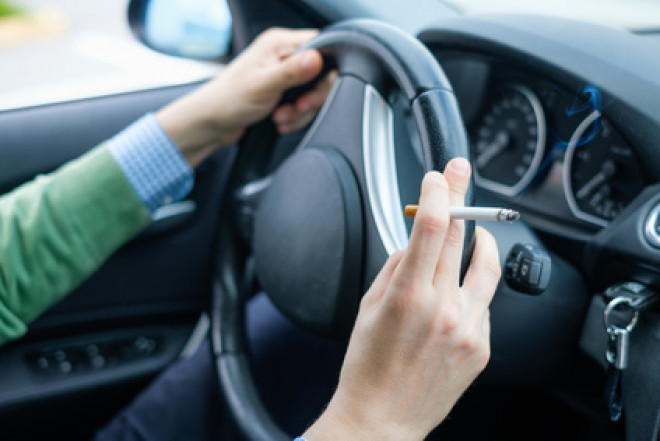 Divieto di fumo in auto: possibile riforma del Codice Stradale