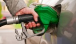 Benzina: in estate il prezzo sale, ma non (solo) per il petrolio Benzina: in estate il prezzo sale, ma non (solo) per il petrolio