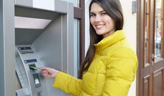 Bancomat: potrebbero arrivare commissioni per i prelievi dallo sportello automatico Bancomat: potrebbero arrivare commissioni per i prelievi dallo sportello automatico