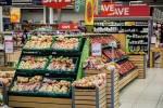 Gli italiani consumano meno e risparmiano di più. Ecco i dati dell'Istat Gli italiani consumano meno e risparmiano di più. Ecco i dati dell'Istat