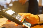 Carte di debito abbinate ai conti correnti, opzioni e funzionalità a confronto Carte di debito abbinate ai conti correnti, opzioni e funzionalità a confronto