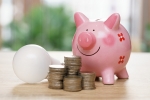 Bollette: ogni famiglia italiana paga in media 1.200 euro l’anno Bollette: ogni famiglia italiana paga in media 1.200 euro l’anno