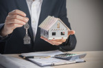 Andamento mutui a tasso fisso oggi e 10 anni fa: il risparmio supera gli 85mila euro Andamento mutui a tasso fisso oggi e 10 anni fa: il risparmio supera gli 85mila euro