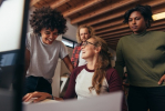 Con il Fondo di Garanzia assegnati oltre 800 milioni ai prestiti per start up Con il Fondo di Garanzia assegnati oltre 800 milioni ai prestiti per start up