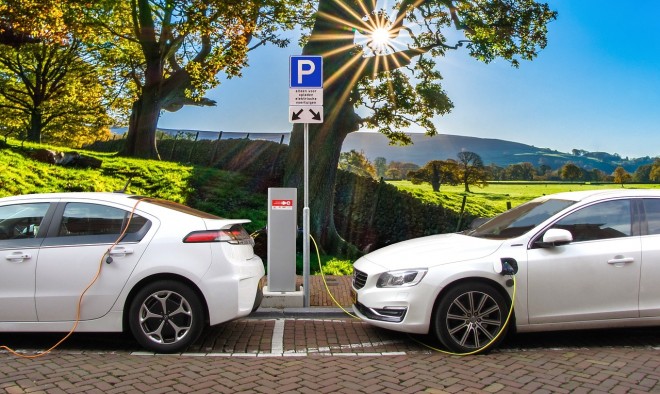 Auto elettriche: in futuro le faranno i big degli smartphone? Auto elettriche: in futuro le faranno i big degli smartphone?