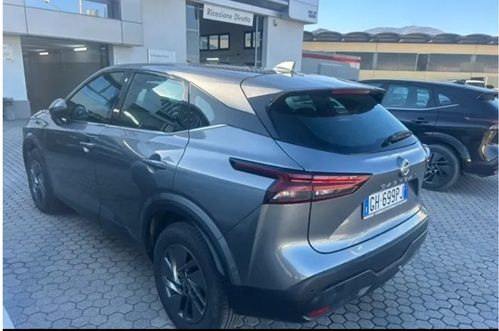 NISSAN Qashqai