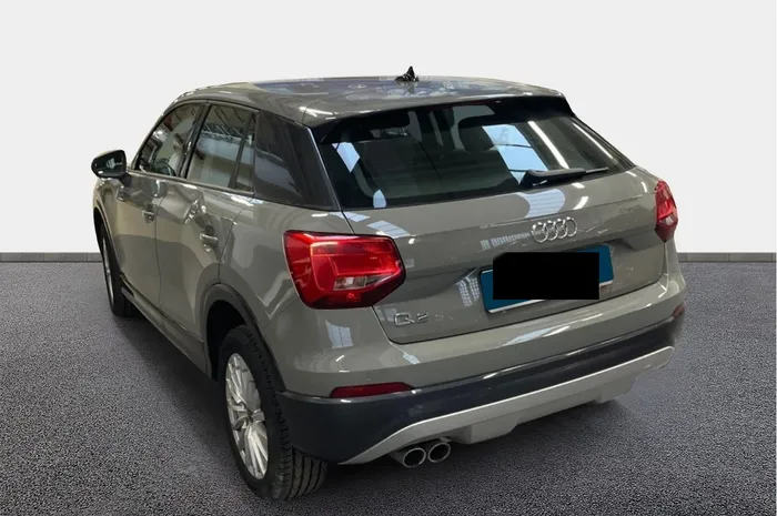 AUDI Q2