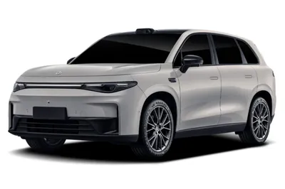 Noleggio lungo termine LEAPMOTOR C10 reev