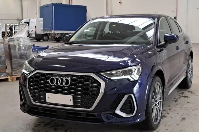 AUDI Q3 Sportback