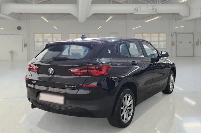 BMW X2