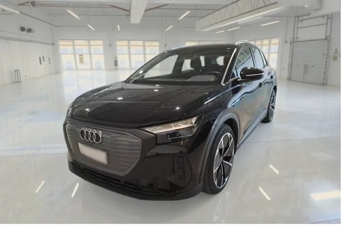 AUDI Q4 etron