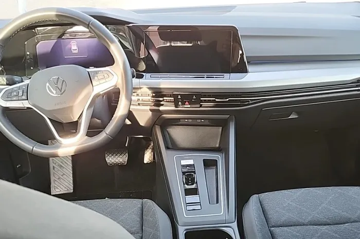 VOLKSWAGEN Golf Variant SW