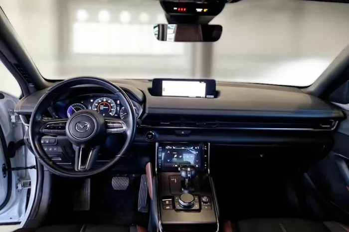 MAZDA MX-30