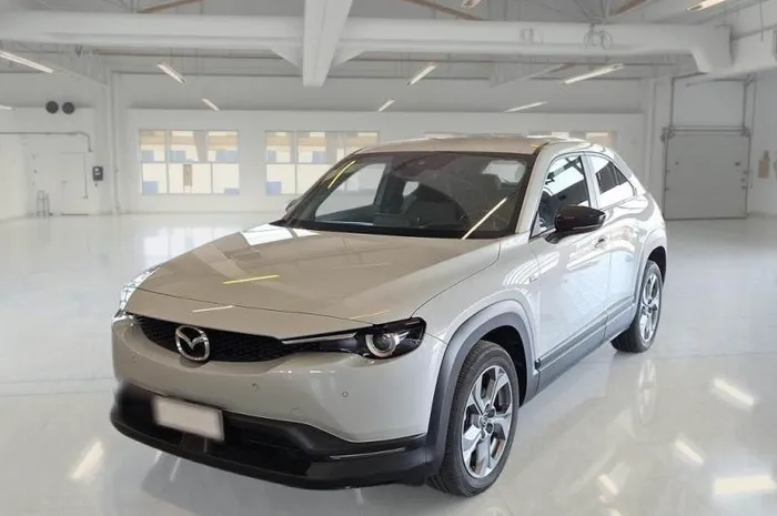 MAZDA MX-30
