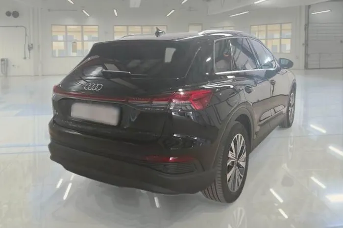 AUDI Q4 etron