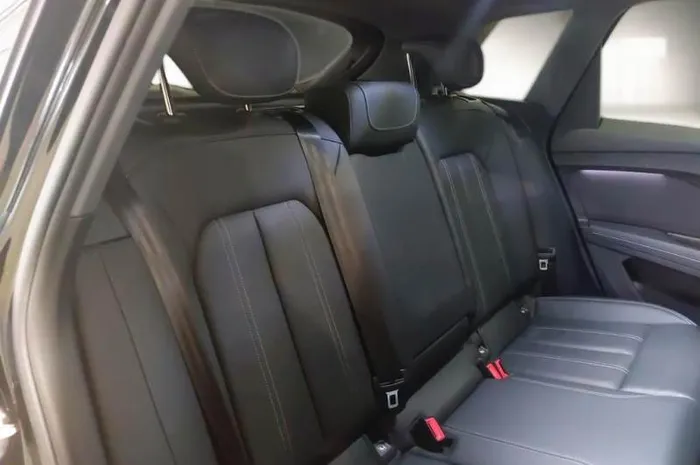 AUDI Q4 etron