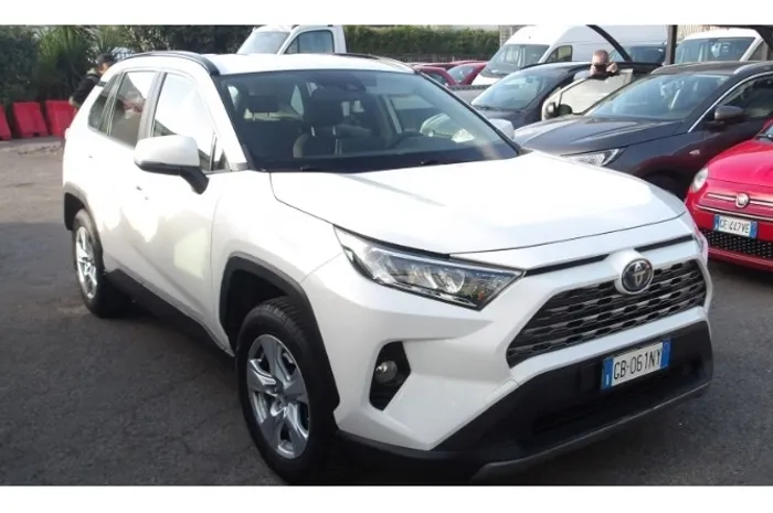 TOYOTA Rav4