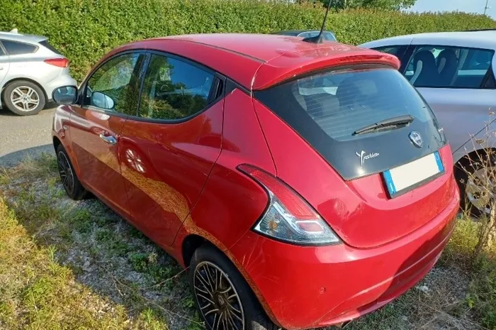 LANCIA Ypsilon