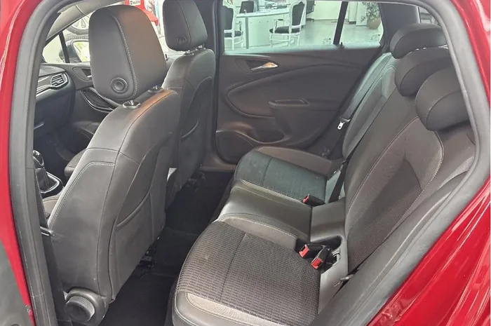 OPEL Astra Sportstourer