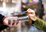 Pagamenti con carta senza pin: parola all'esperto di Facile.it Pagamenti con carta senza pin: parola all'esperto di Facile.it