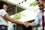 Soluzioni con prestiti tra privati e Social Lending: arriva la nuova frontiera dei prestiti Soluzioni con prestiti tra privati e Social Lending: arriva la nuova frontiera dei prestiti