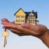 Comprare casa: famiglie in attesa del calo dei tassi