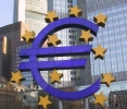 La Bce lascia invariati i tassi in attesa di giugno 2024