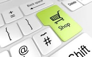 Shopping: è tempo di e-commerce, caccia allo sconto e second hand